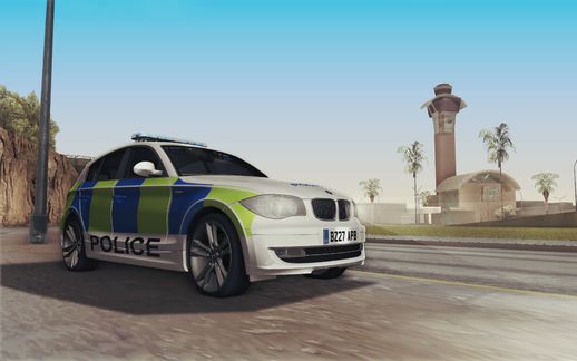 BMW 120i SE Police