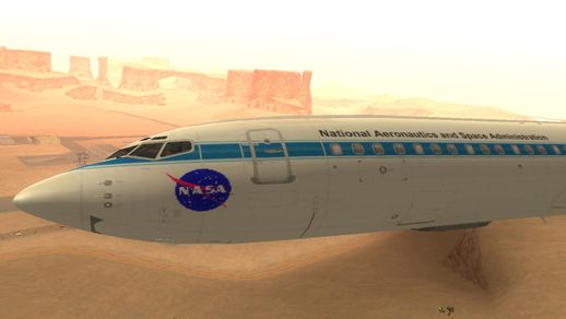 Boeing 737-800 NASA 550