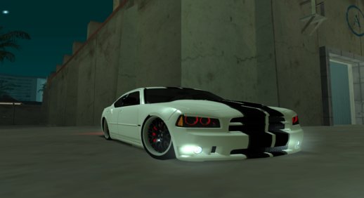 Dodge Charger SRT8 2006 Tuning