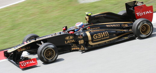 Sound F1 Lotus Renault R31 V8 Engine 