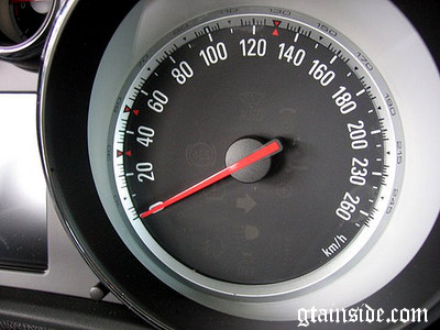 Opel Insignia speedometer