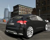 Citroën DS4 2012 vs 1.0