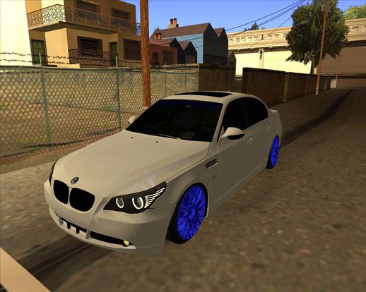 BMW M5 e60 Stock