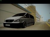 Mercedes-Benz 115 CDI Vito 2007 Stance