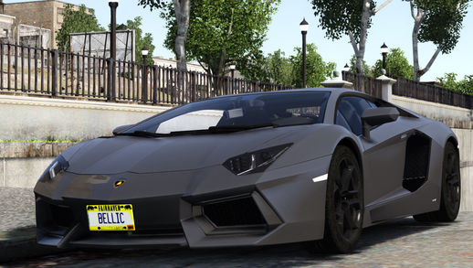 Lamborghini Aventador LP700-4