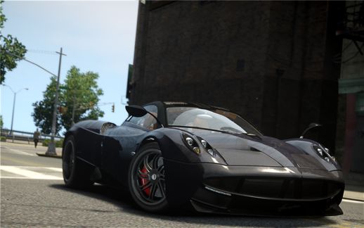 2013 Pagani Huayra 