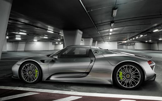 Porsche 918 Spyder Real Handling Line