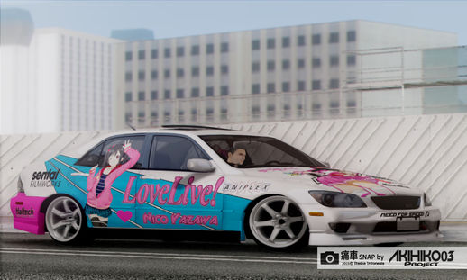 Toyota Altezza with Nico Yazawa Itasha