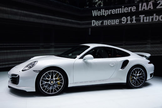 Flat 6 Sound: Porsche 911 Turbo S