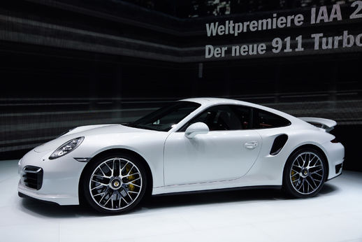 Flat 6 Sound: Porsche 911 Turbo S