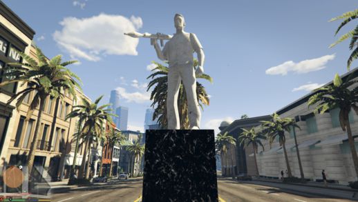 Tommy Vercetti Statue