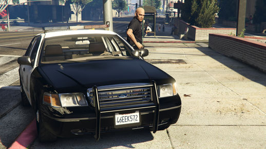 GTA 5 1999 Ford Crown Victoria Police + Liveries Mod - GTAinside.com