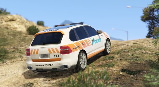 Porsche Cayenne Turbo S Swss - GE Police