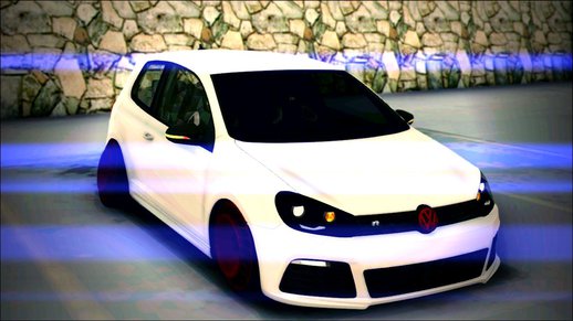 Volkswagen Golf R 