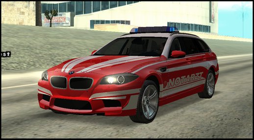 BMW M5 Touring NEF