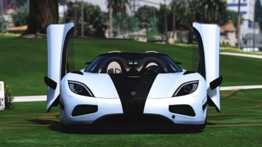 Agera R with door script