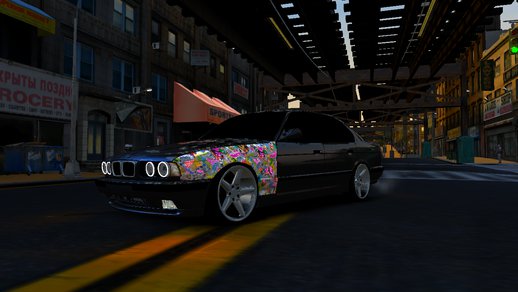 BMW M5 E34 Monster vs Turbo Style