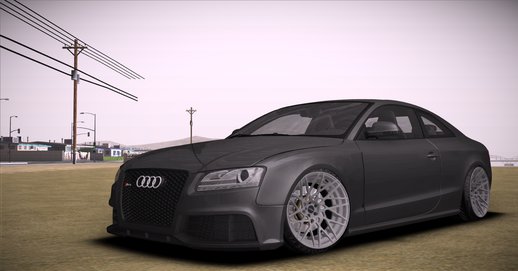 Audi RS5 