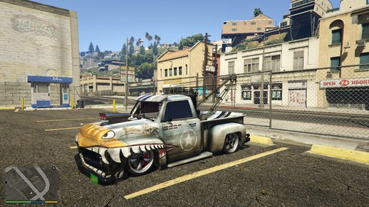 Benny's Custom Tow Truck