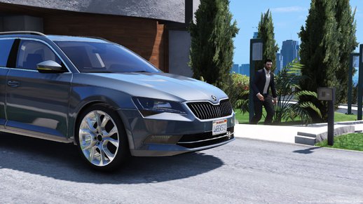 2016 Škoda SuperB Combi [Replace]