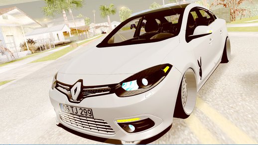 Renault Fluence PlayBoy