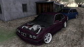 BMW e34 520i Sedan Stance Version