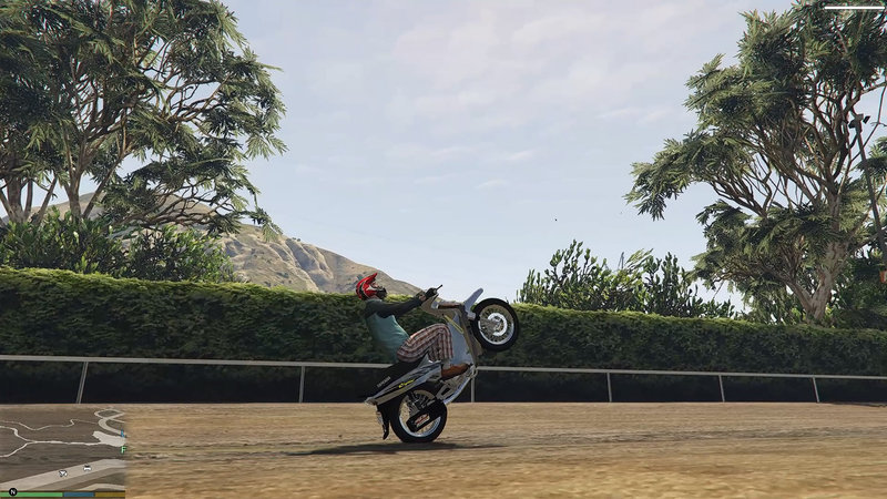 GTA 5 Honda Biz 125cc 2007 X yamaha crypton 100cc [ADD-ON ] Mod ...