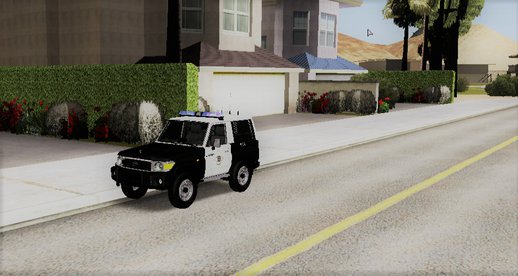 Toyota Land Cruiser FJ 71 Saudi Police