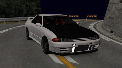 Nissan Skyline R32 GT-R edited