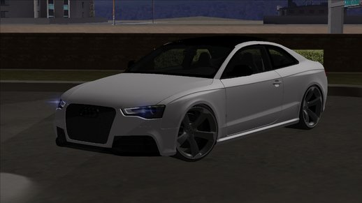 Audi RS5