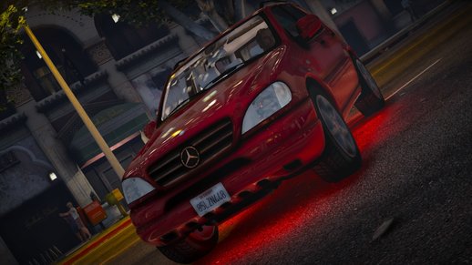 Mercedes Benz ML 2004 [Addon]