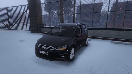 VW Touran 2016 | Unmarked Danish police | ELS ready