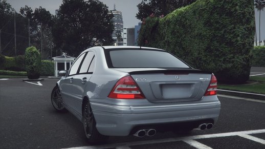 Mercedes-Benz C55 AMG W203 [Add-On / Replace]