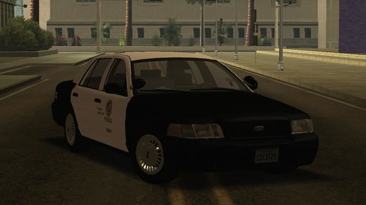 2000 Ford Victoria CVPI LAPD_GND