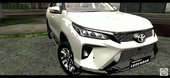 2022 Toyota Fortuner Legender Zx [PC/Android]