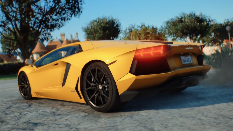 [صورة: 1644868325_2012-lamborghini-aventado_4.jpeg]