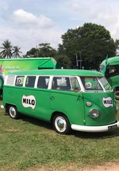 1980s Vintage Milo Camper Van for Mobile V2