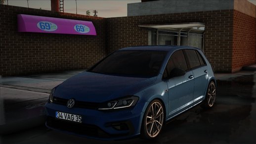 VW Golf 7.5R