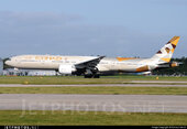 Etihad Airways Boeing 777-3FXER A6-ETA