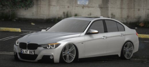 BMW 320i F30