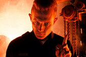 Policía patrullero T-1000 de Terminator 2 el juicio final de Mortal Kombat 1 normal CON EXPRESIONES FACIALES EN BOCA Y CEJAS