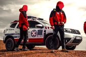 Dacia Duster: GSS Srbija - Gorska sluzba spasavanja Srbije | Mountain Rescue Service of Serbia [Replace | ELS]